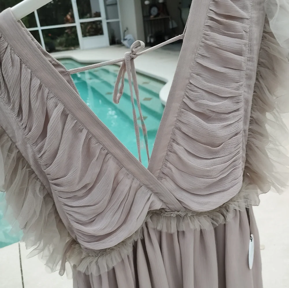 Telarosa/Revolv Ruffle  Mini Dress - Picture 7 of 9